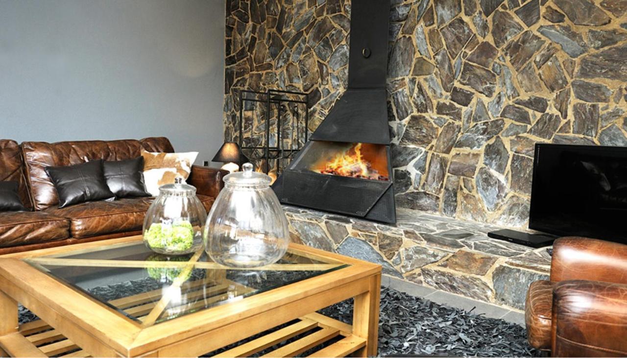 La Caseta De Queixans Con Chimenea Puigcerdà Eksteriør bilde